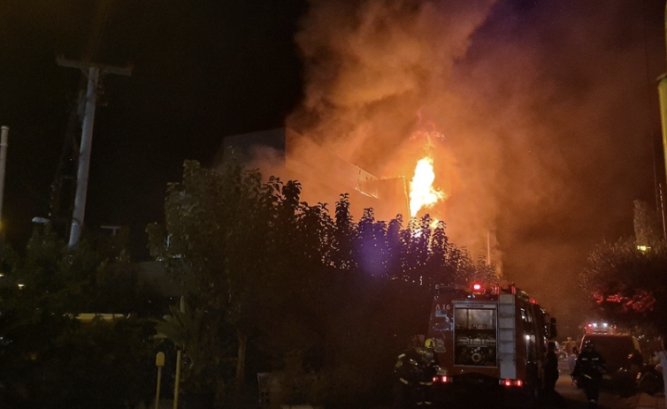 Πυρκαγιά σε διαμέρισμα τρίτου ορόφου πολυκατοικίας στο Παλαιό Φάληρο